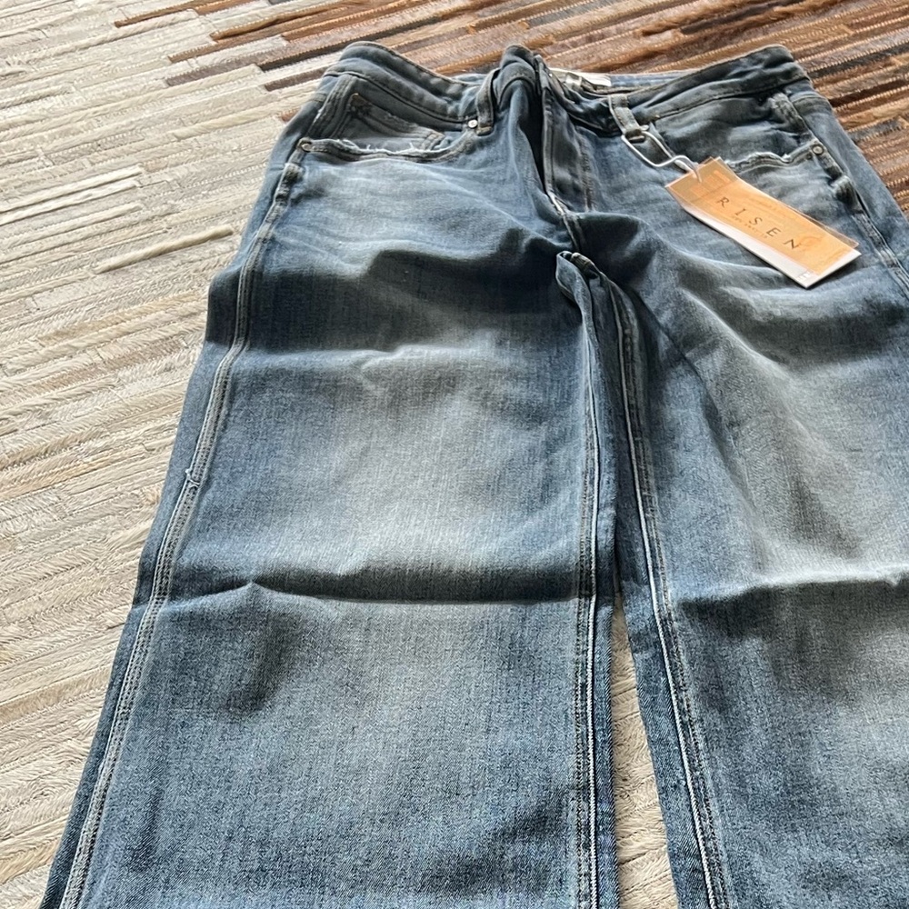 Risen Wide-Leg Blue Jeans